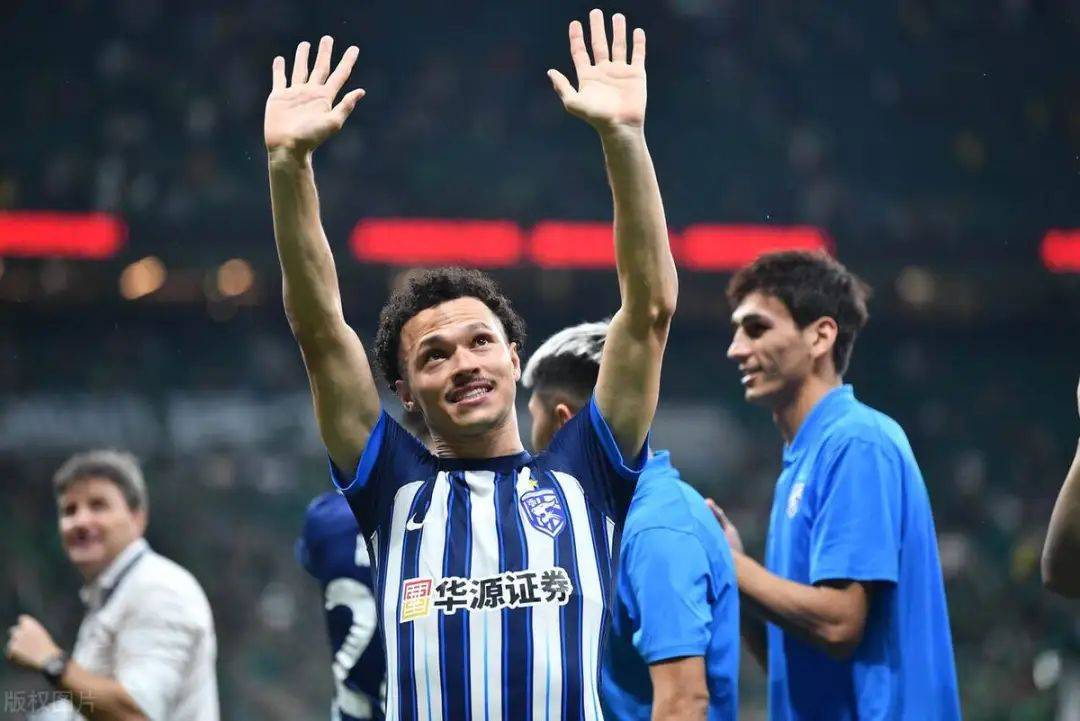 贝博官方app里程碑夜!武汉三镇回应争议,葡超今晨刷纪录,信心回归,训练强度明显提升的简单介绍